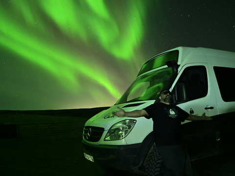 Northern Lights with Photo, Pastries and Hot Cocoa - 4x4 Tour from Reykjavík, photo 5