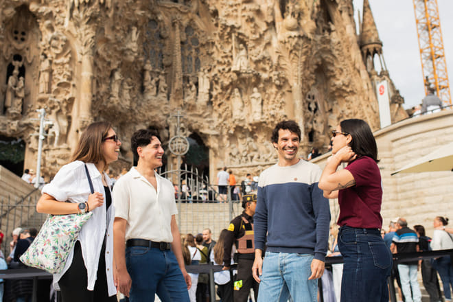 Sagrada Familia Small Group Guided Tour with Skip the Line Ticket
