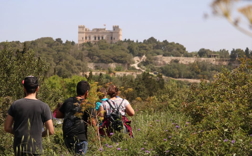 Buskett Woods and Dingli Cliffs Nature Walking Tour in Malta