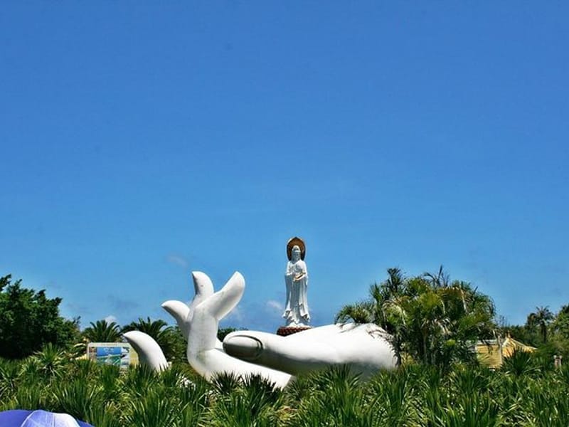 Sanya: Nanshan Buddhism Park & Tianya Haijiao Coastal Cultural Day Tour