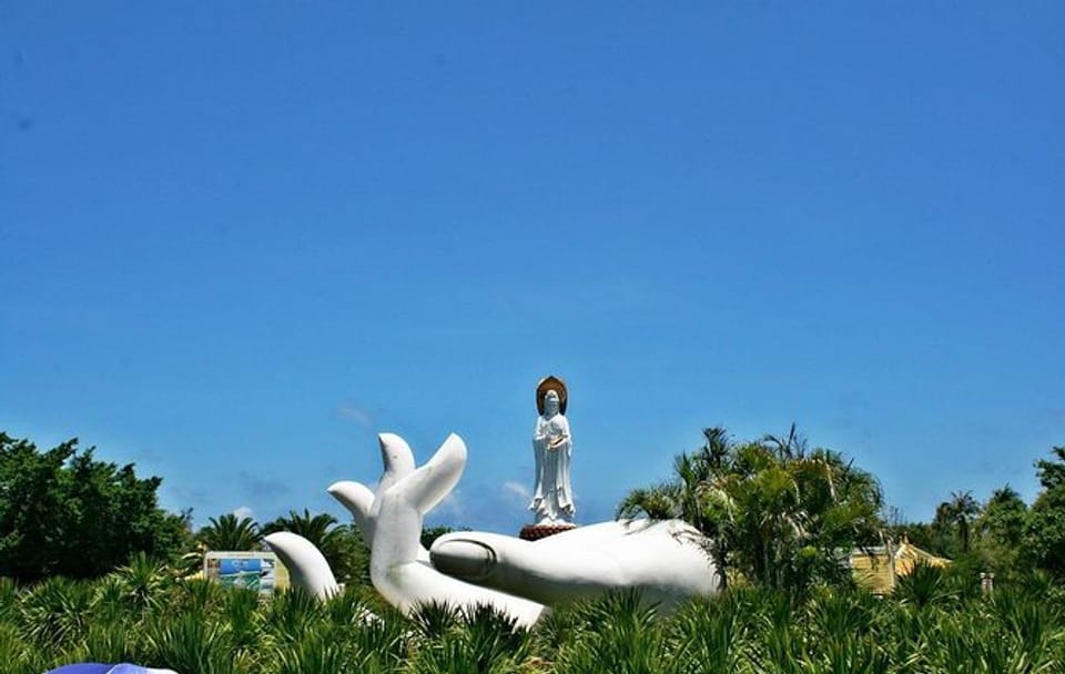 Nanshan Buddhism Park and Tianya Haijiao Day Tour in Sanya