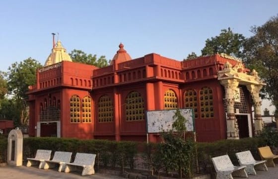 Divine Jain Trail: Private Day Tour to Ankleshwar from Surat