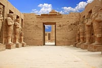 Discover the East and West Banks of the Nile 7