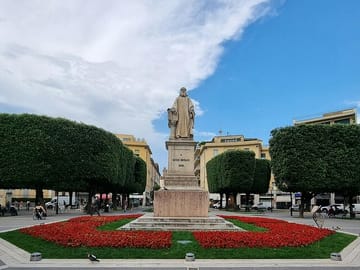 Private Cultural Tour of Arezzo from Rome by Minivan