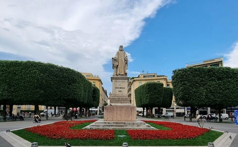 Private Cultural Tour of Arezzo from Rome by Minivan