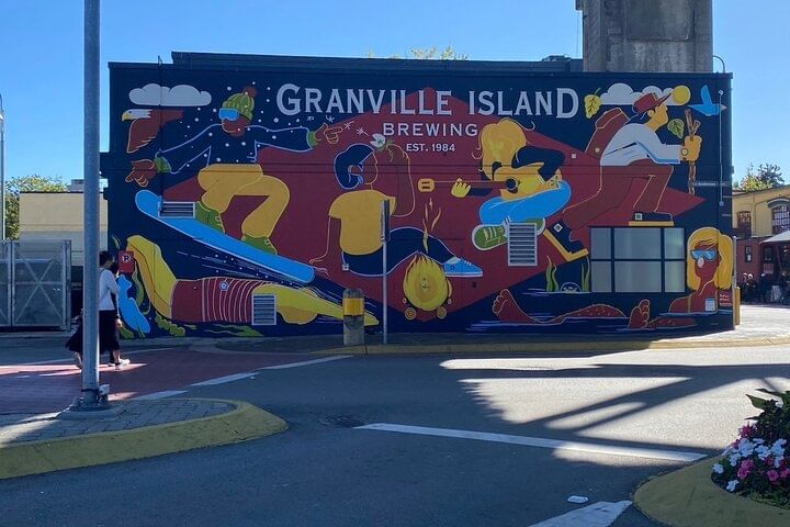 4 Hours Private tour of City of Vancouver.