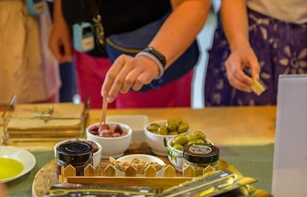 Private Olive Oil Tour & Tasting with Lunch from Katakolo Port