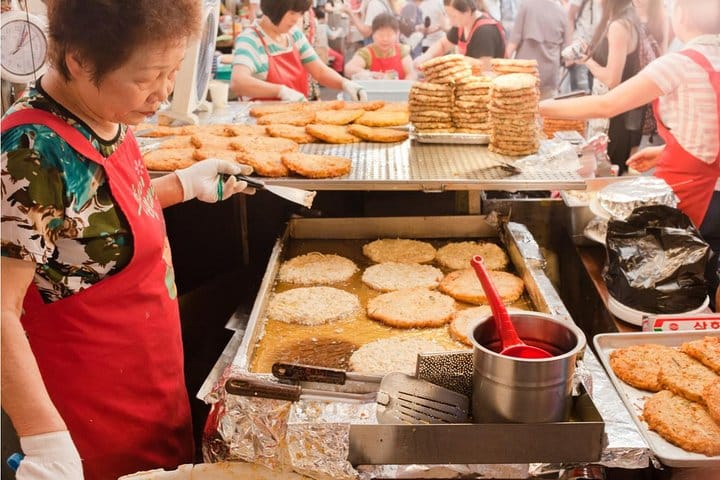 Gwangjang food market