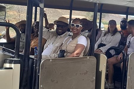 Big 5 Safari aquila Day Tour wine testing and Lunch included