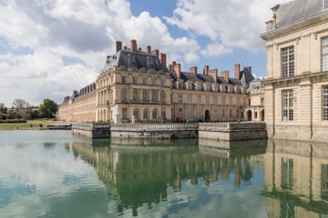 Day Trip to Fontainebleau Palace from Paris by Minivan