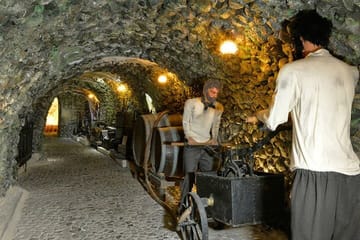 Private Cultural Tour of Vothonas and Santorini's Hidden Gems