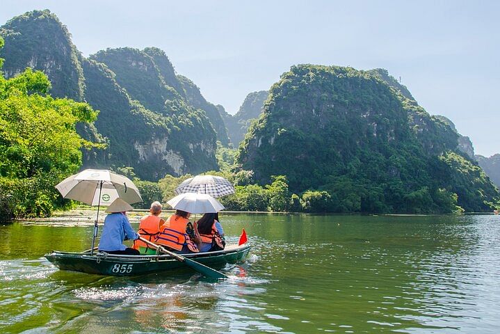 Ninh Binh Day Tour: Hoa Lu, Trang An Grottoes & Mua Cave Adventure