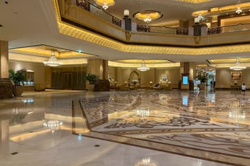 Abu Dhabi City Tour from Dubai with Louvre Museum Visit