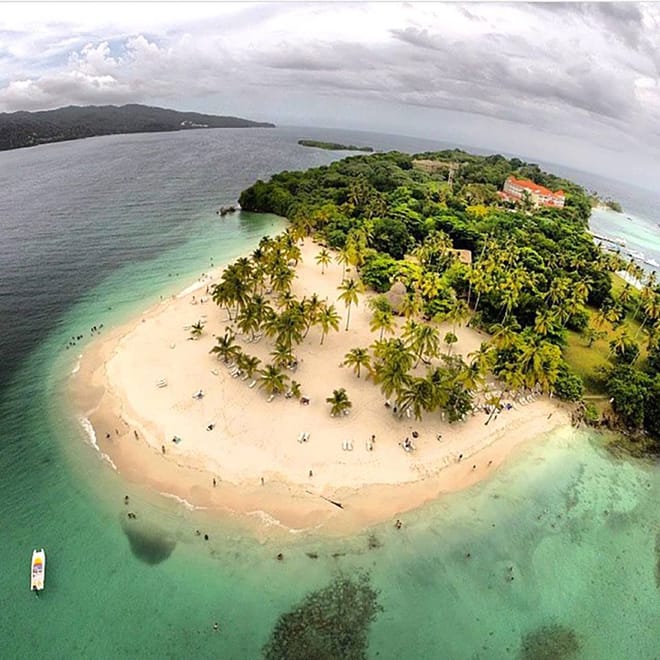 Samana: Cayo Levantado Tour with Beach
