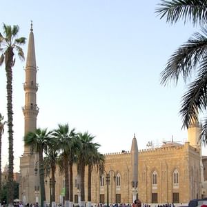 Private Day Tour to the Giza Pyramids, Egyptian Museum, and Al-Hussein Mosque 