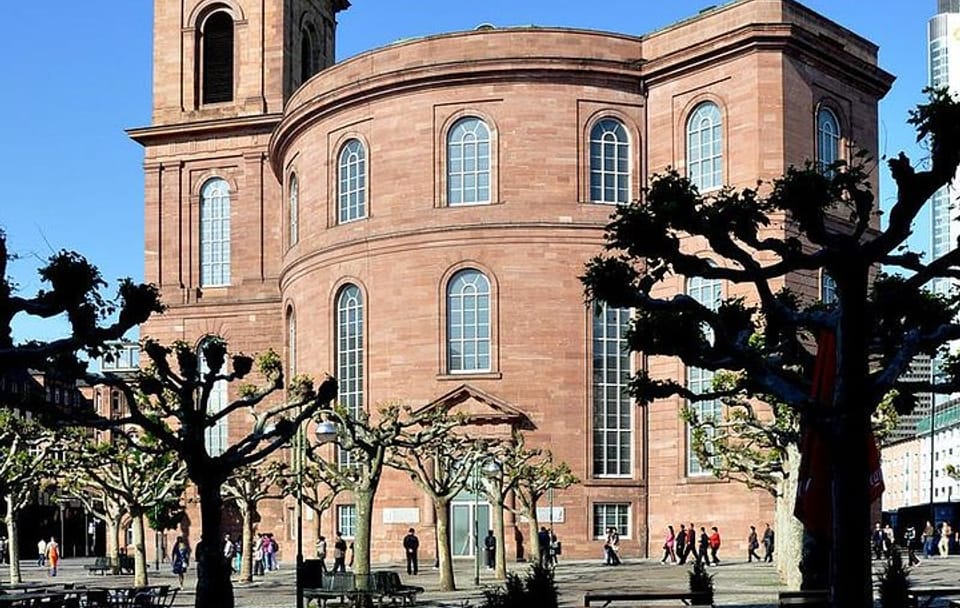 Guided Tour of Paulskirche in Frankfurt's Historical Context