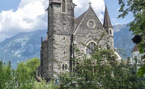Scenic Walking Tour of Interlaken's Nature and Culture