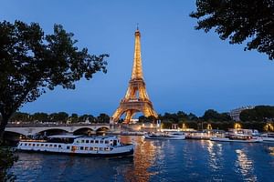 Eiffel Tower Half-Day Private Tour with Seine River Dinner Cruise Hotel Pick up 