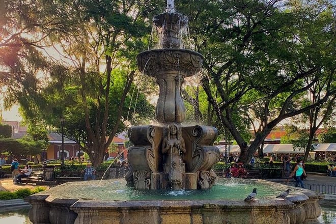 Half Day Experience in Antigua Guatemala - Collective tour 9