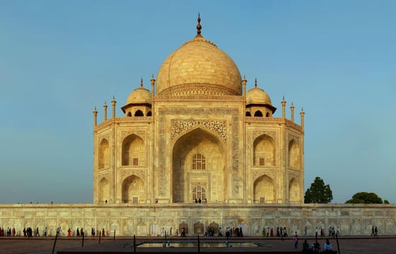 Sunrise Taj Mahal Agra Day trip from Delhi