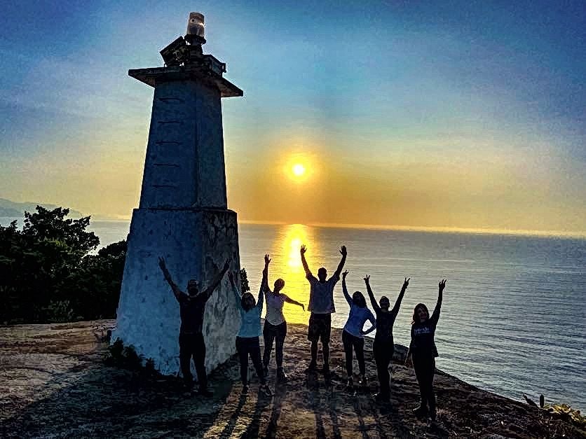 6-Day hike from Paraty: Remote Beaches, Lighthouse & Caiçara Homestays