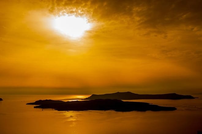 Santorini private tour free choice photo 6