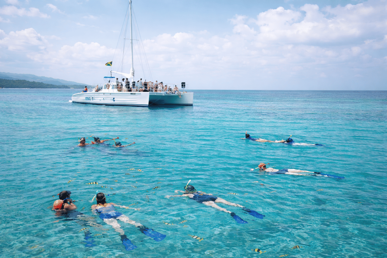 Ocho Rios Catamaran: Dunn's River Falls, Snorkeling & Open Bar 2