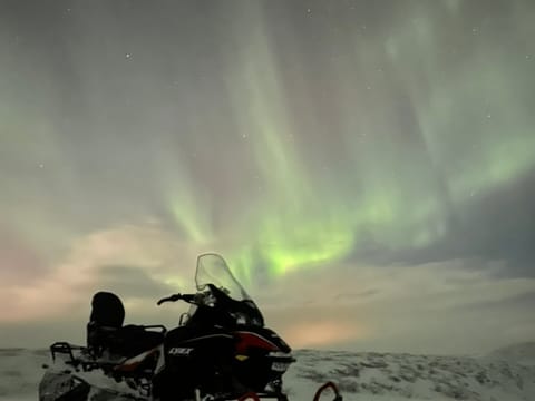 Northern Lights Snowmobile tour, photo 2