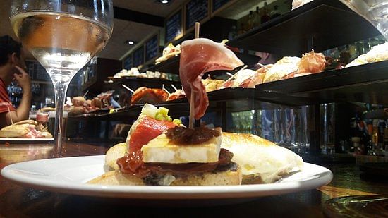 Bilbao: Guided Pintxos Tour