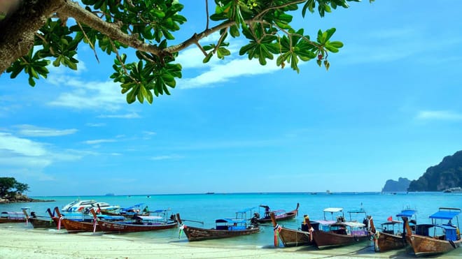 Phi Phi Island Afternoon Tour by Speedboat 3