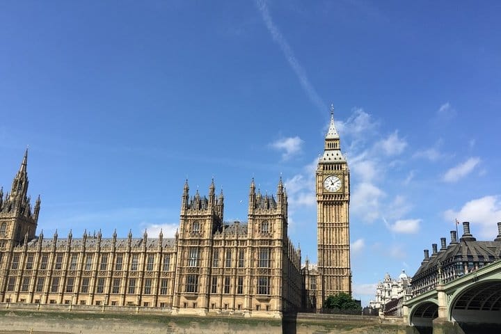 3 Day London Private Tour with Stay at English Host Family 8
