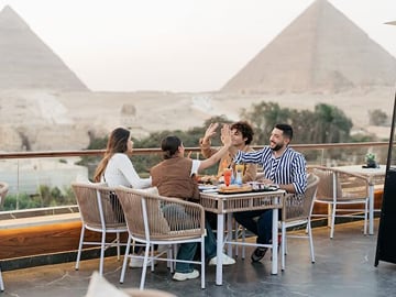 Pyramids Sunset Lunch and VIP Shopping in Giza