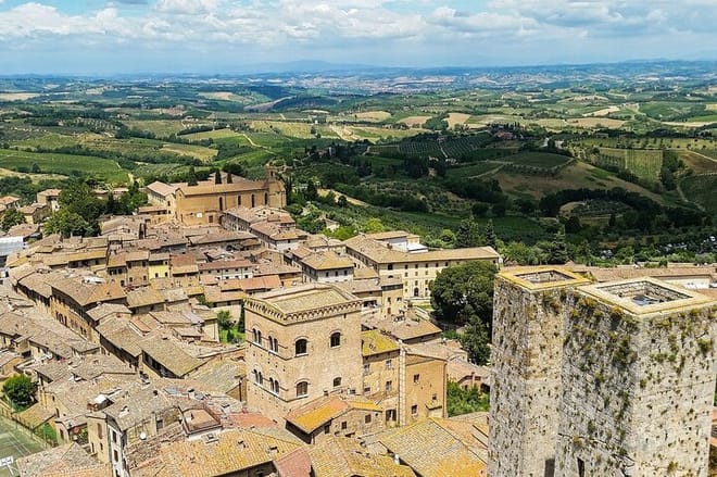 San Gimignano Private Walking Tour With A Professional Guide photo 3