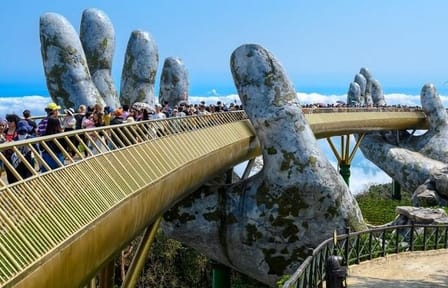 Full Day Da Nang Golden Bridge & Ba Na Hills Small Group (12paxs)