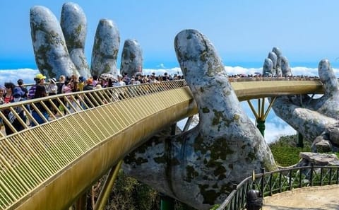 Small Group Tour of Da Nang's Golden Bridge and Ba Na Hills