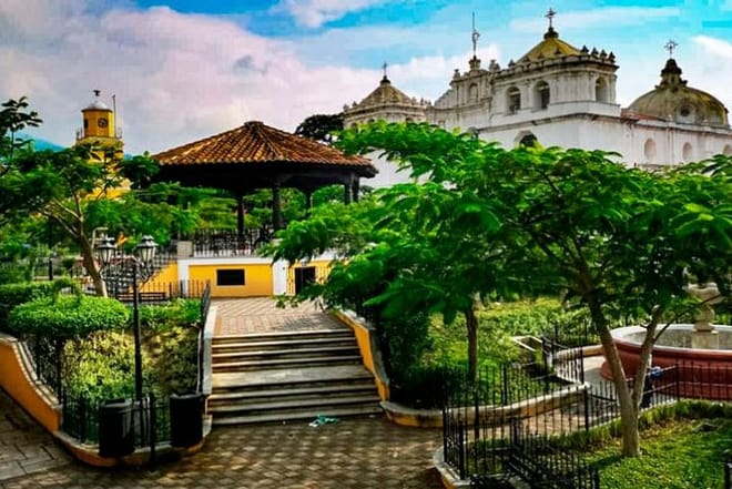 Visit 6 Cultural Towns Around Antigua Guatemala + a Macadamia Farm in 1 day! 3