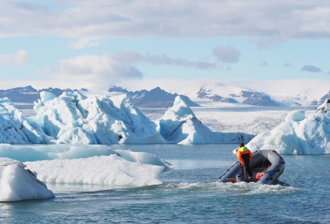Jökulsárlón Zodiac Boat & Glacier Hike photo 5