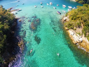 Sailing Tour to Lopes Mendes Beach in Angra dos Reis