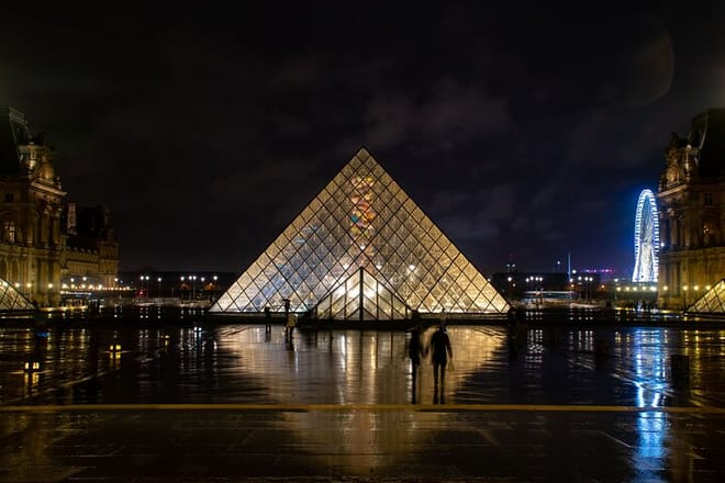 Private Louvre Evening Tour – Experience highlights & fewer crowds