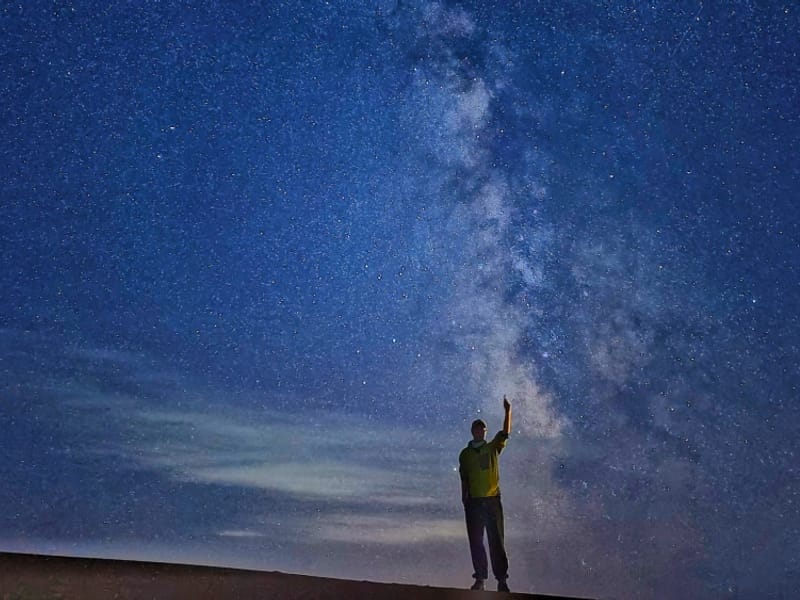 Kubuqi Desert 3-Day Private Trek: Golden Dunes, Stargazing & Sea-of-Sand Adventure