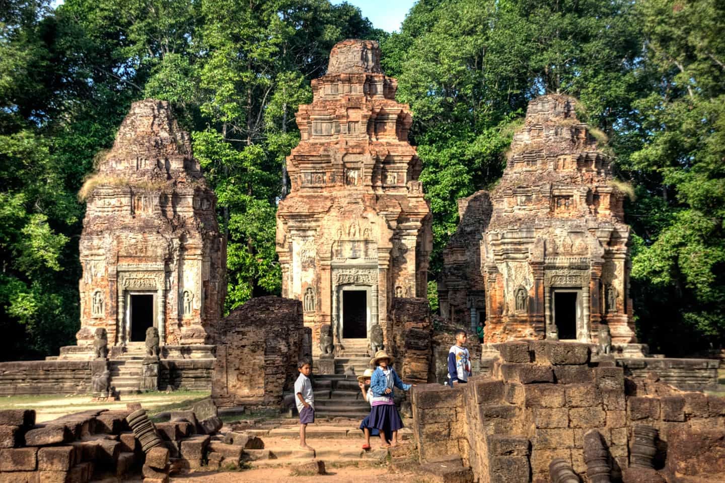 Rolous Group and Sunset Tour