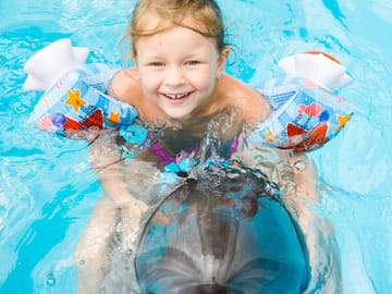 Premium 10 Minutes Dolphin Swimming Experience – Hurghada
