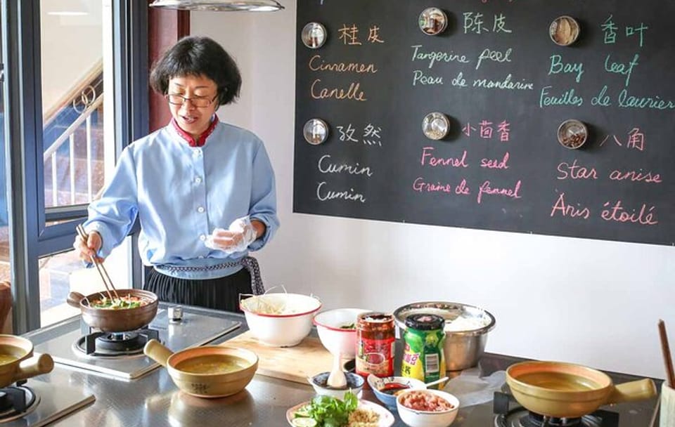 Naxi Cooking Class and Local Market Tour in Lijiang