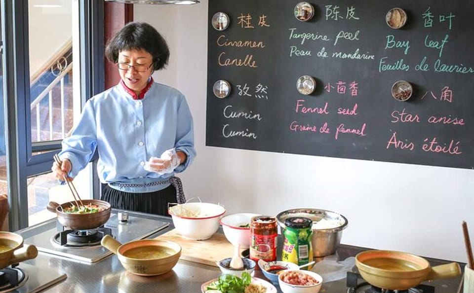 Naxi Cooking Class and Local Market Tour in Lijiang