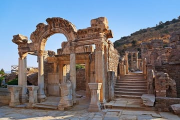 Ephesus Day Tour from Izmir Airport with Guided Insights