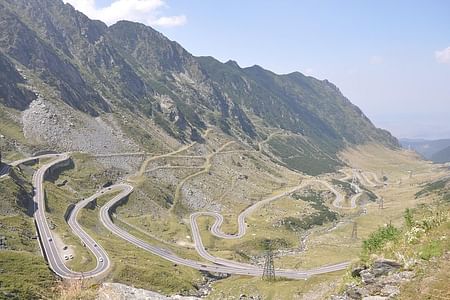 Private Tour of Transfagarasan Highway & Fagaras Mountains Hiking Adventure