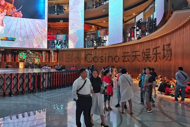 Genting Highland & Batu Cave Guided Day Tour (SIC/Shared Tour) 9