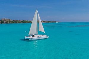 Isla Mujeres: All-Inclusive Catamaran Tour