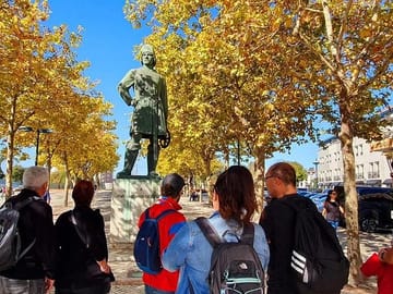 João Afonso de Aveiro Statue