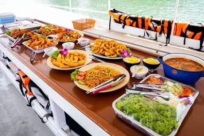 Phuket: James Bond Island and Canoeing Day Tour by Boat